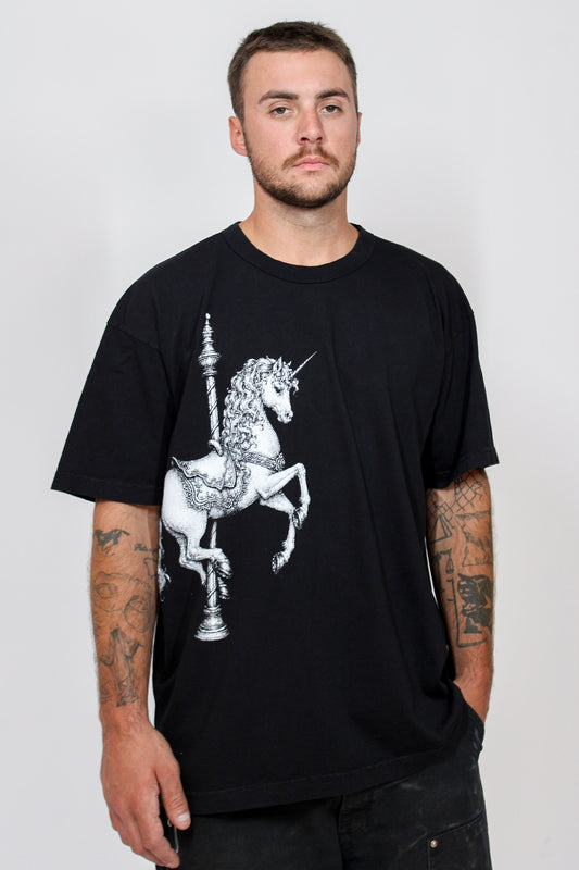 carousel tee 002