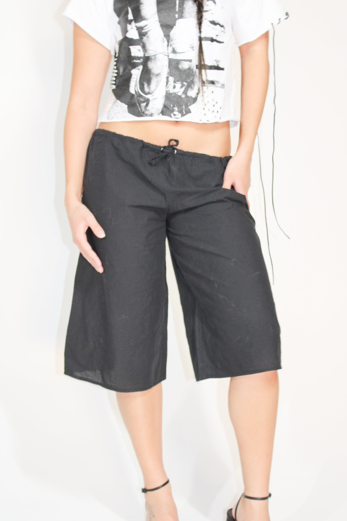 black capris